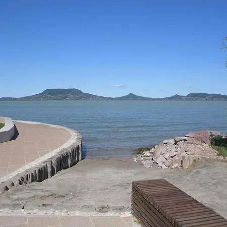 In Fonyod/balaton 18675 Apartment Fonyod